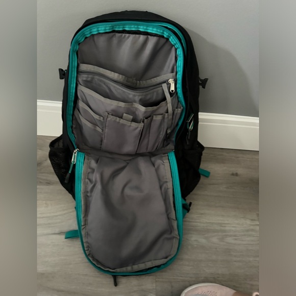 North Face Backpack - Picture 2 of 3